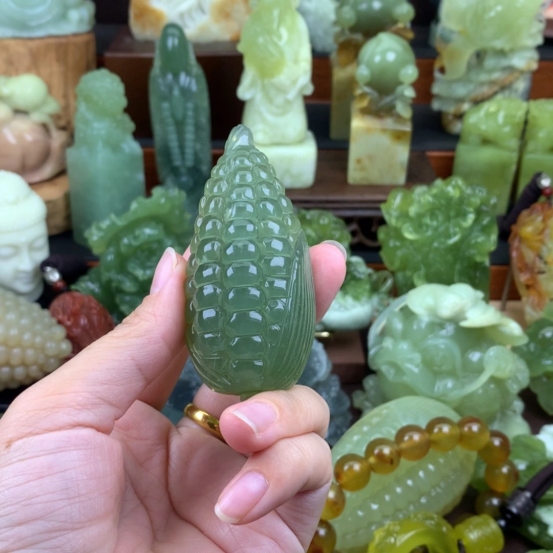 m***n未镶嵌岫玉手把件