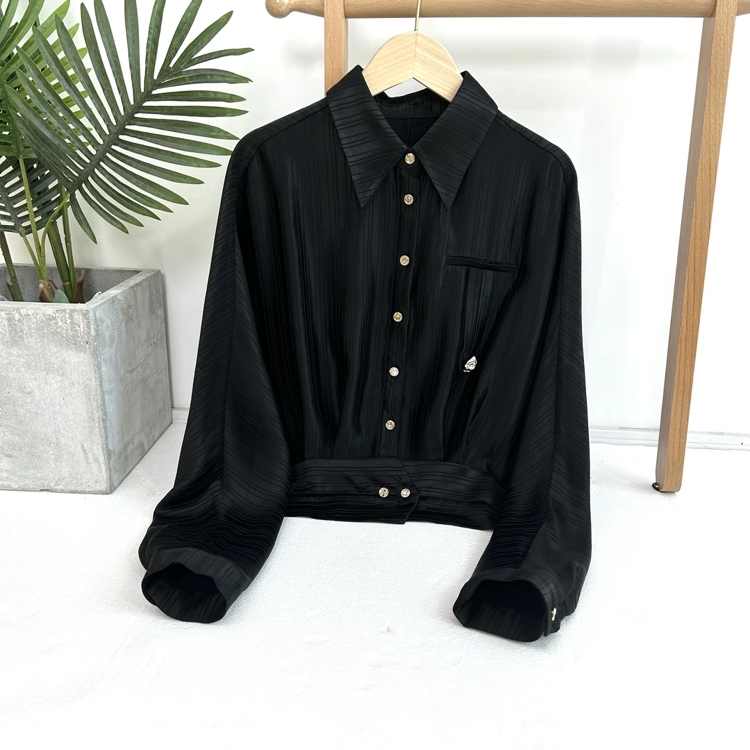 12023  奢简精致！ 气质时尚！ 春夏女式高档单排多扣女长袖衬衫