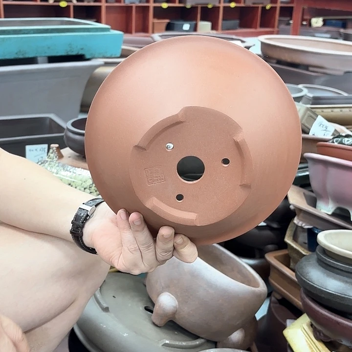 紫砂花盆紫砂的颜色很好看