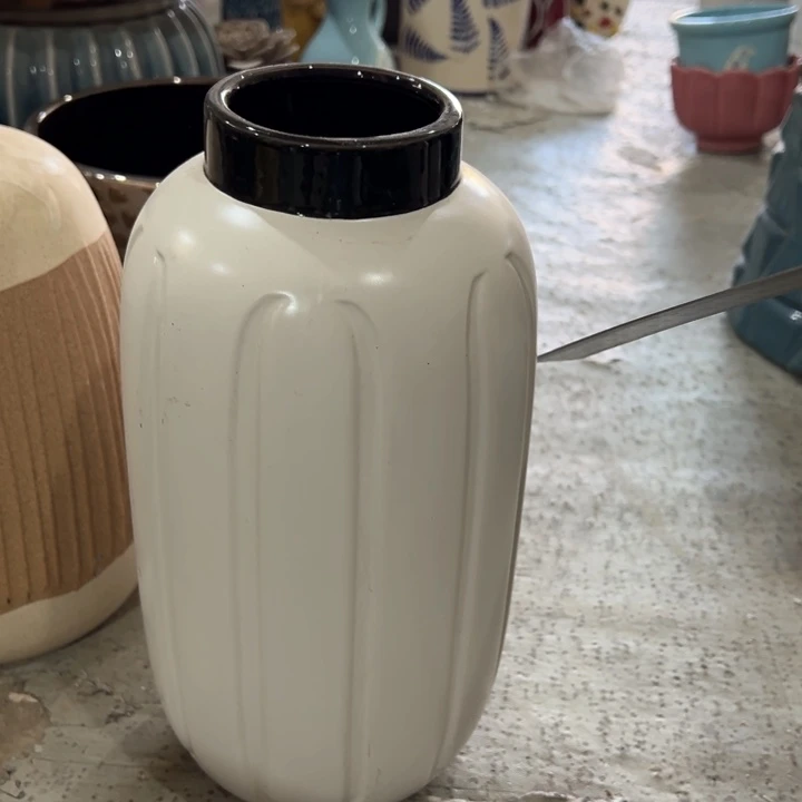 陶瓷花瓶摆件外贸出口微瑕捡漏高32口8公分微瑕划痕