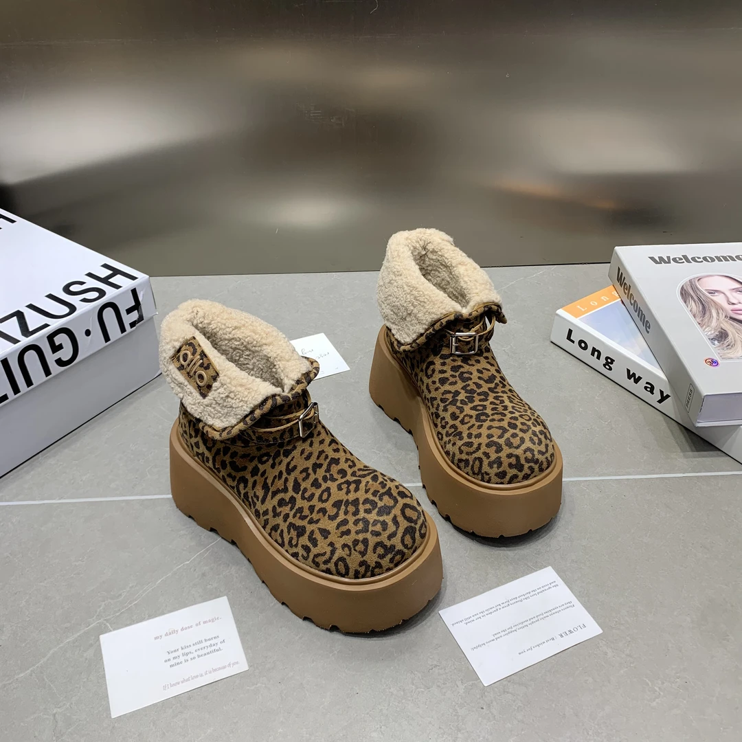 欧货2025冬新款磨砂皮豹纹毛口两穿套脚短靴松糕厚底增高马丁靴女