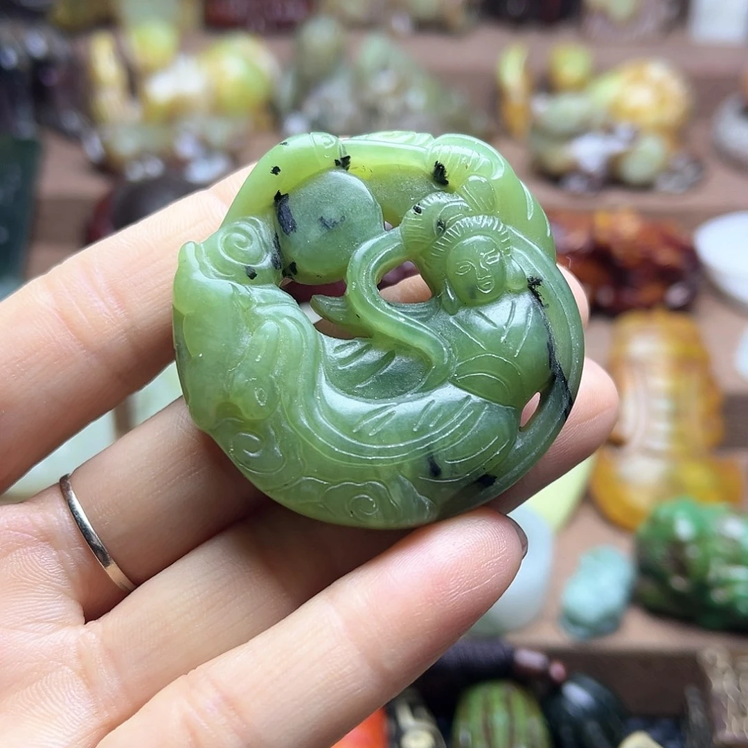 白玉菩提吊坠19。。