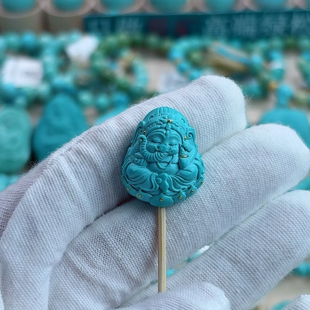 绿松石未镶嵌珠宝奇石