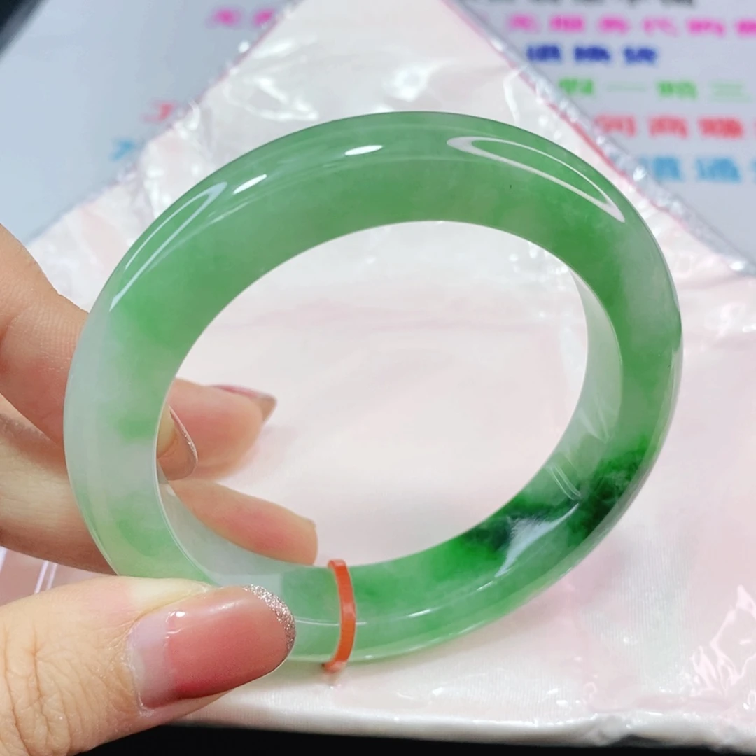 未镶嵌手镯翡翠56圈糯冰