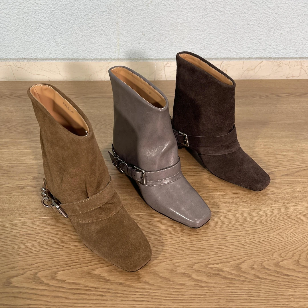 短靴 超酷小方头内增高皮带扣件裤管靴百搭新款短筒靴女秋冬