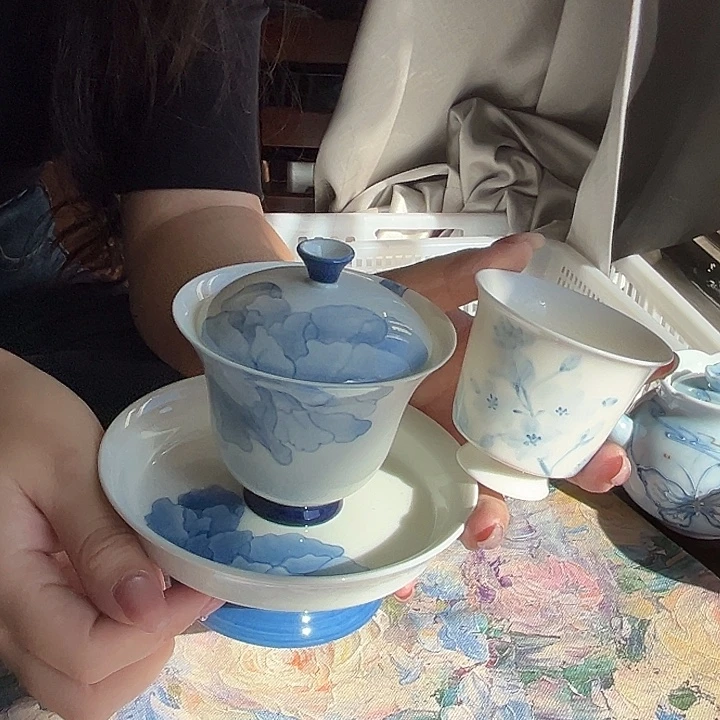 三件套孤品哈哈哈哈哈哈哈