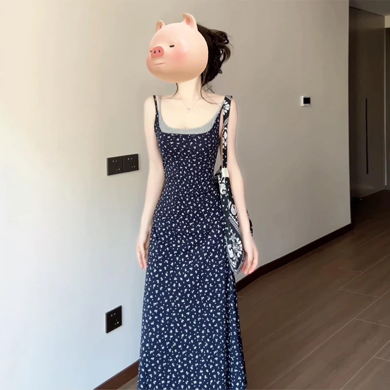 茶歇法式蓝色吊带碎花连衣裙子夏季2025年新款小个子气质显瘦长裙