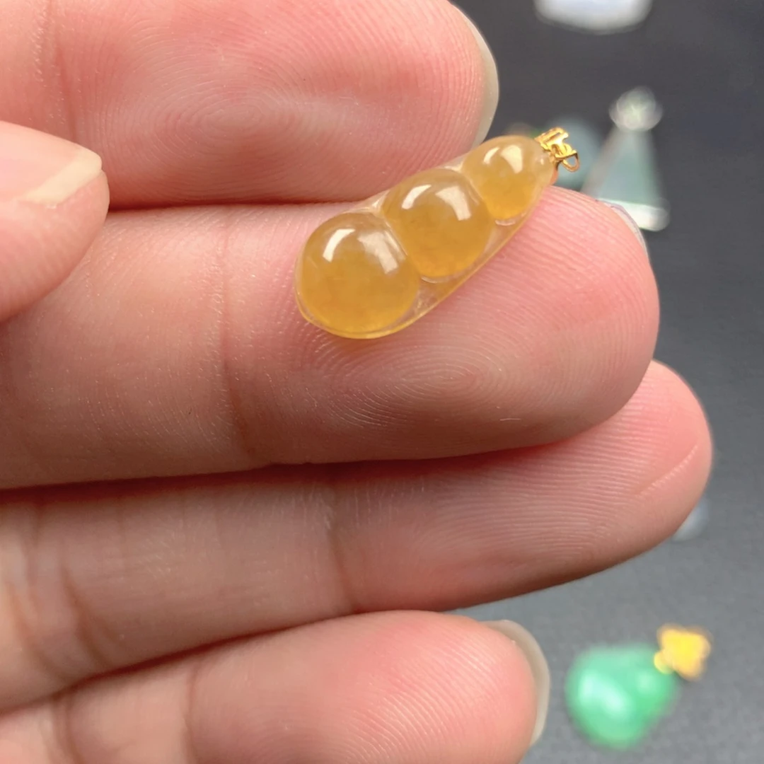 【闪购商品】颈饰18K金镶嵌翡翠翡翠