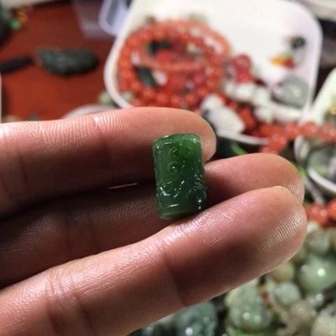 未镶嵌和田玉（糖玉）手机链落*