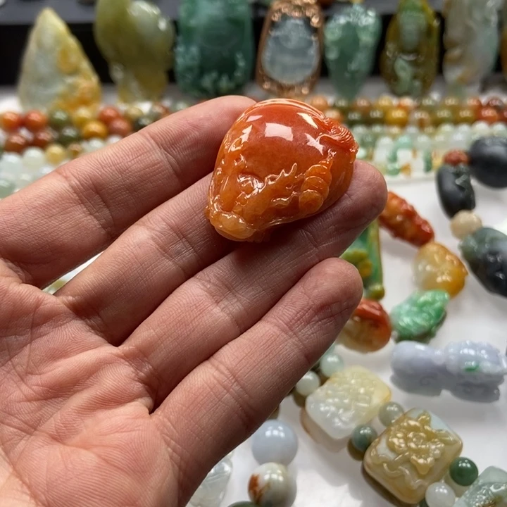 翡翠吊坠(不含链)未镶嵌Y***H