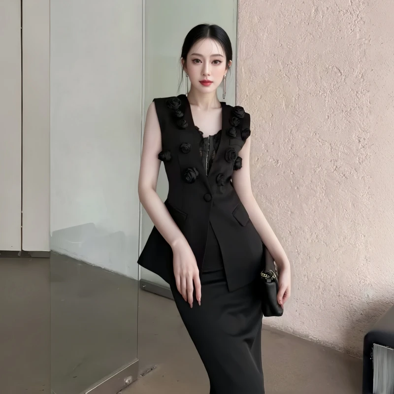 马甲半身裙套装立体装饰玫瑰花缎面西装马甲高腰开叉半身裙两件套