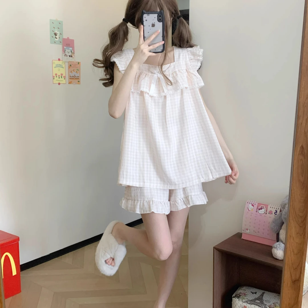 睡衣女夏季吊带带胸垫软萌甜美花边格子小飞袖可爱风家居服套装