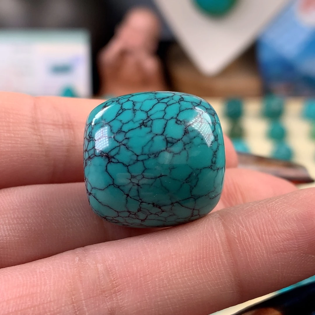 绿松石未镶嵌珠宝奇石21x21.5mm