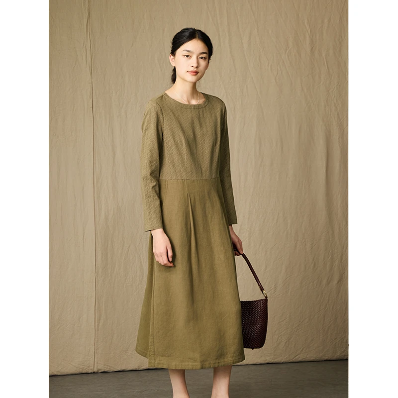 Q.TU早秋气质连衣裙进口休闲棉麻提花盐缩2957圆领长袖气质a字裙