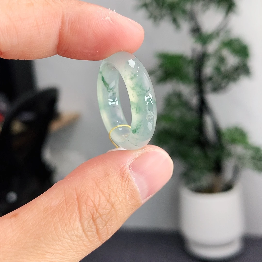 翡翠未镶嵌戒指16号