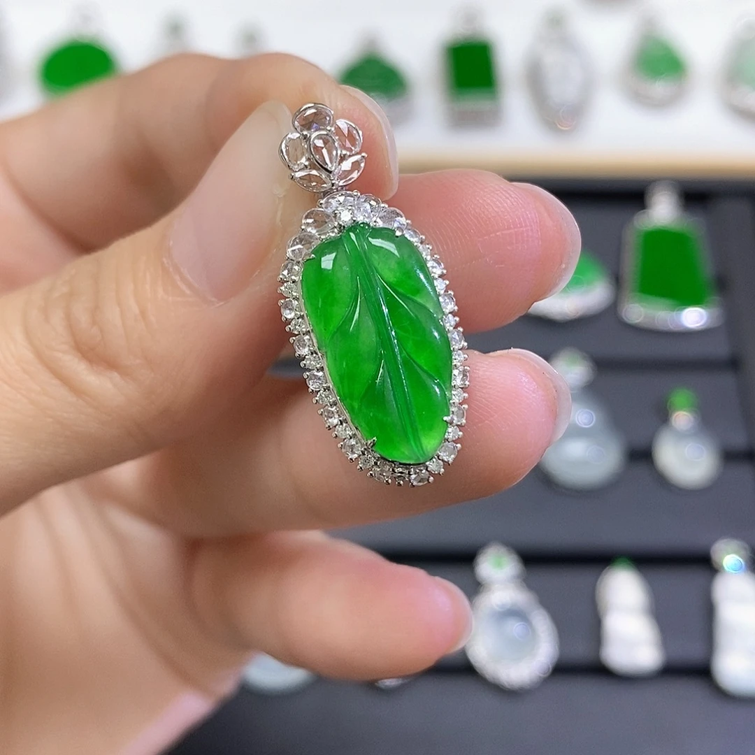 翡翠18K金镶嵌吊坠(不含链)