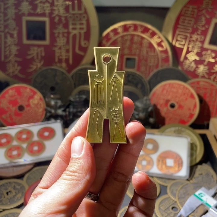 铜现代仿制工艺品