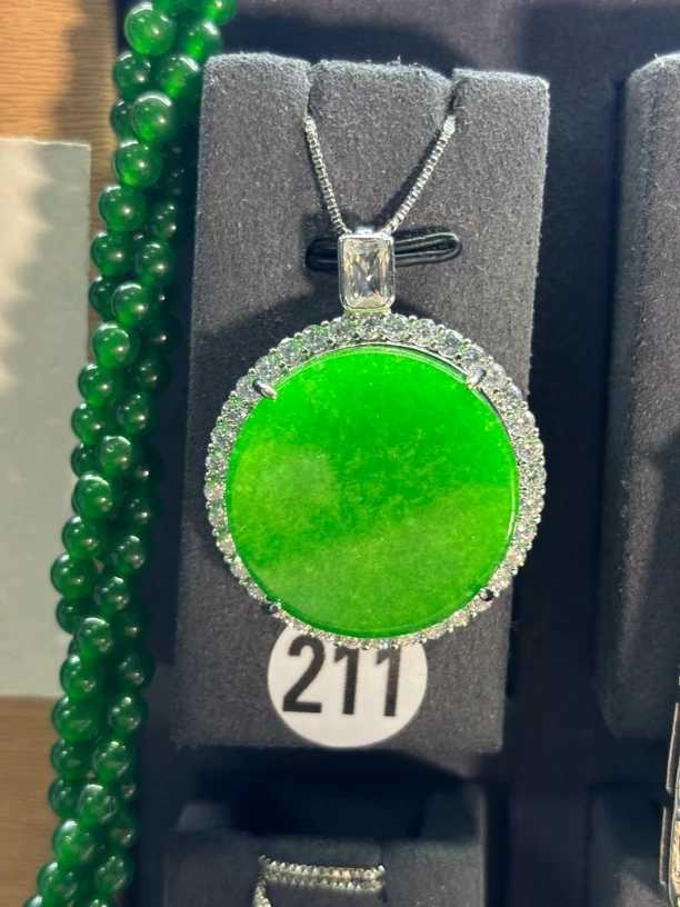 天然缅甸翡翠A货经典大气陈梦冠军同款满绿无事牌翡翠吊坠 211