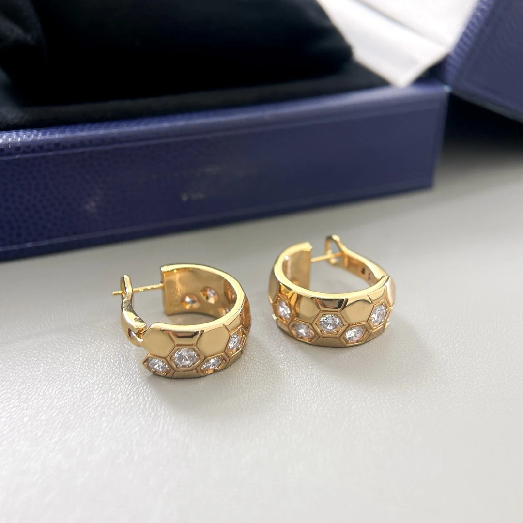 宽版镶砖蜂巢耳拍 126