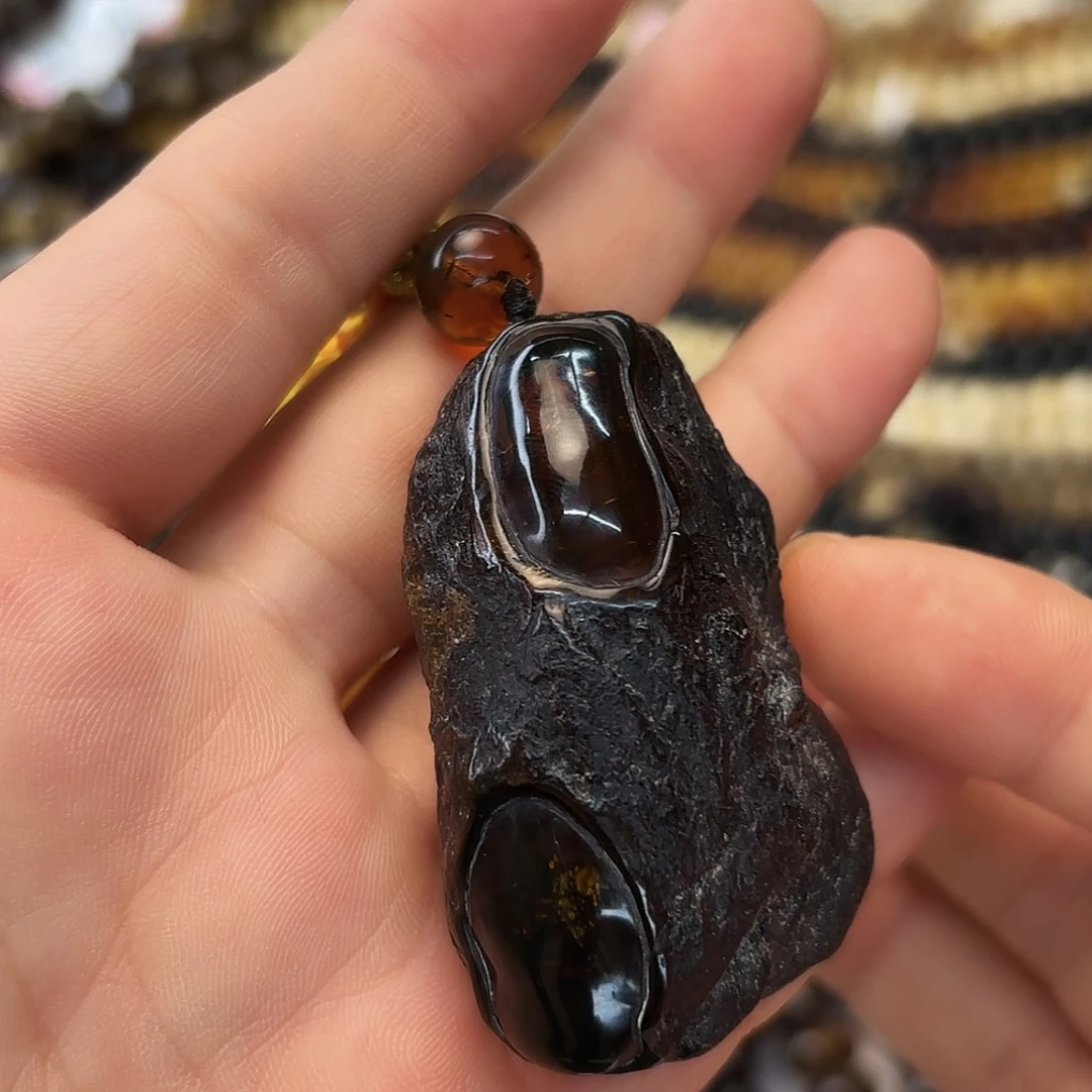 琥珀未镶嵌裸石大