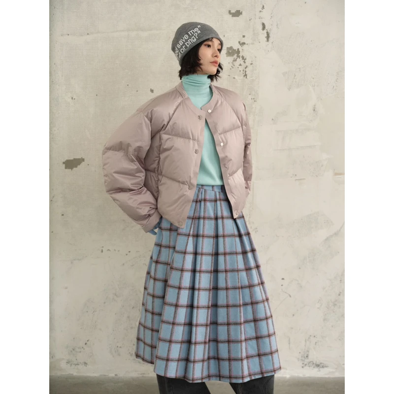 X【奥菲利亚】老钱风冬季圆领缎面休闲女装短款羽绒外套7704-2