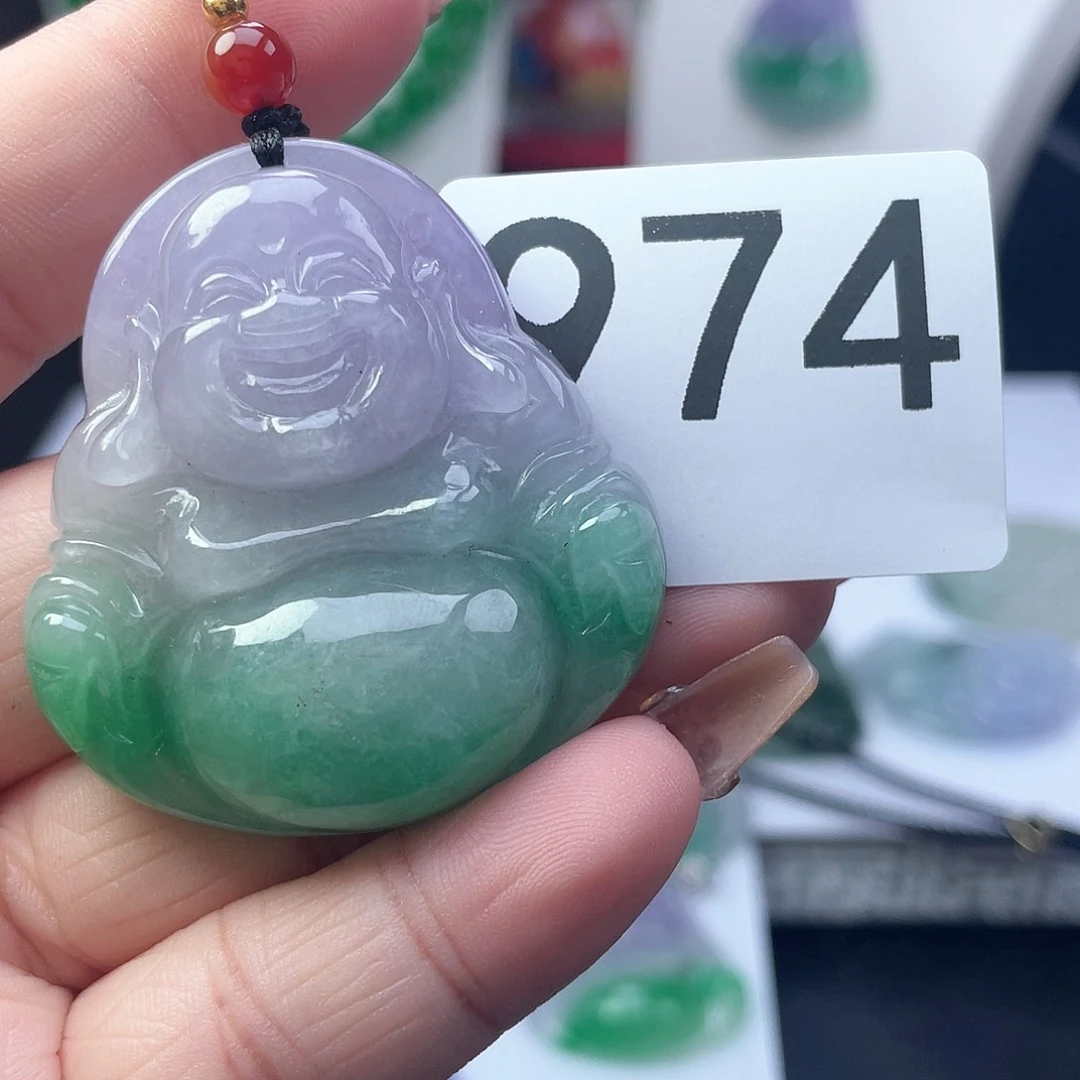 翡翠吊坠(赠链)未镶嵌