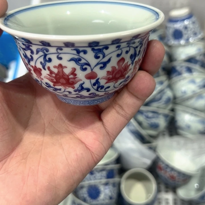 瓷片白青花釉里红缠枝莲压手杯全品