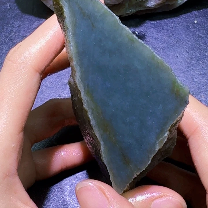 未镶嵌和田玉（糖玉）珠宝半成品