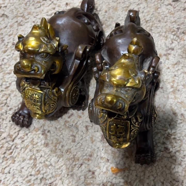 玉***聚铜器物品理性消费