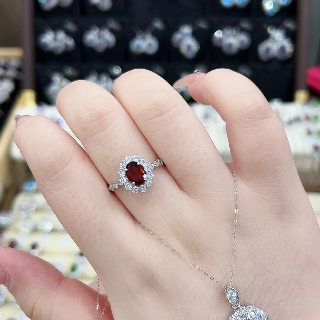 晨***晨戒指银S925镶嵌石榴石