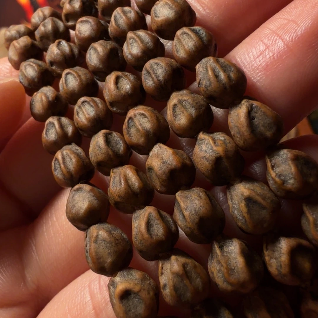 甲***甲吊坠柏香籽/百香籽