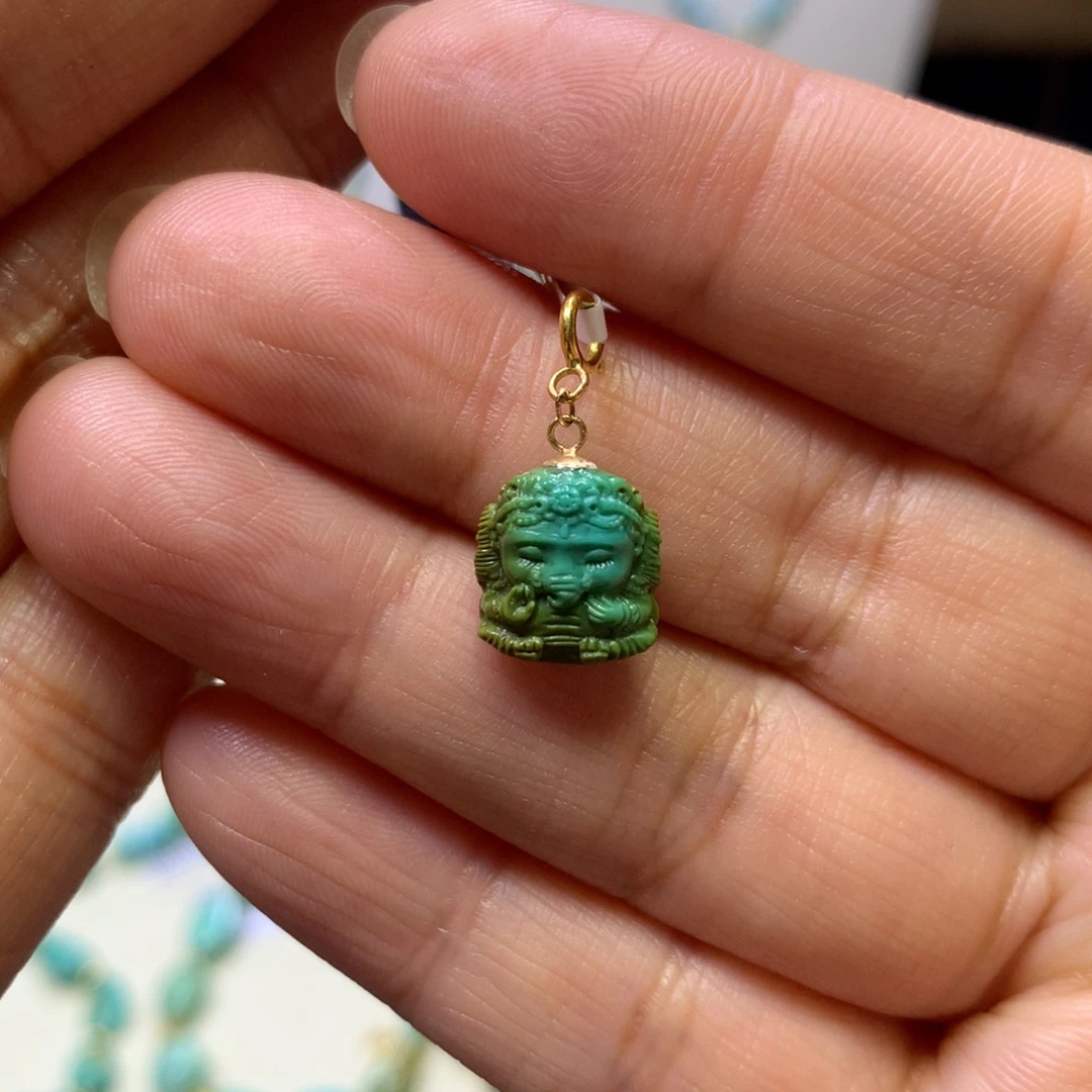 绿松石18K金镶嵌挂件