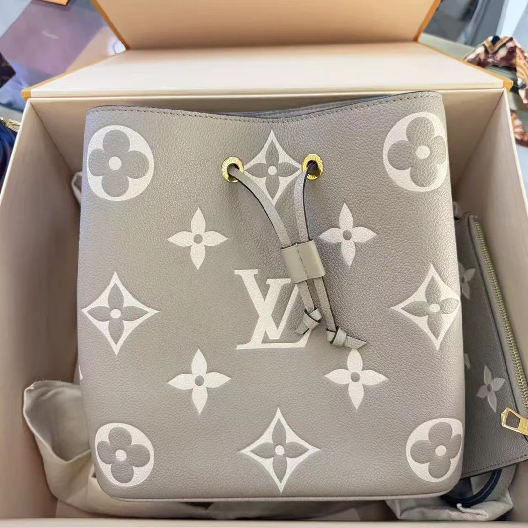 99新 LouisVuitton/路易威登 98新 LV neonoe 大象灰水桶包中号
