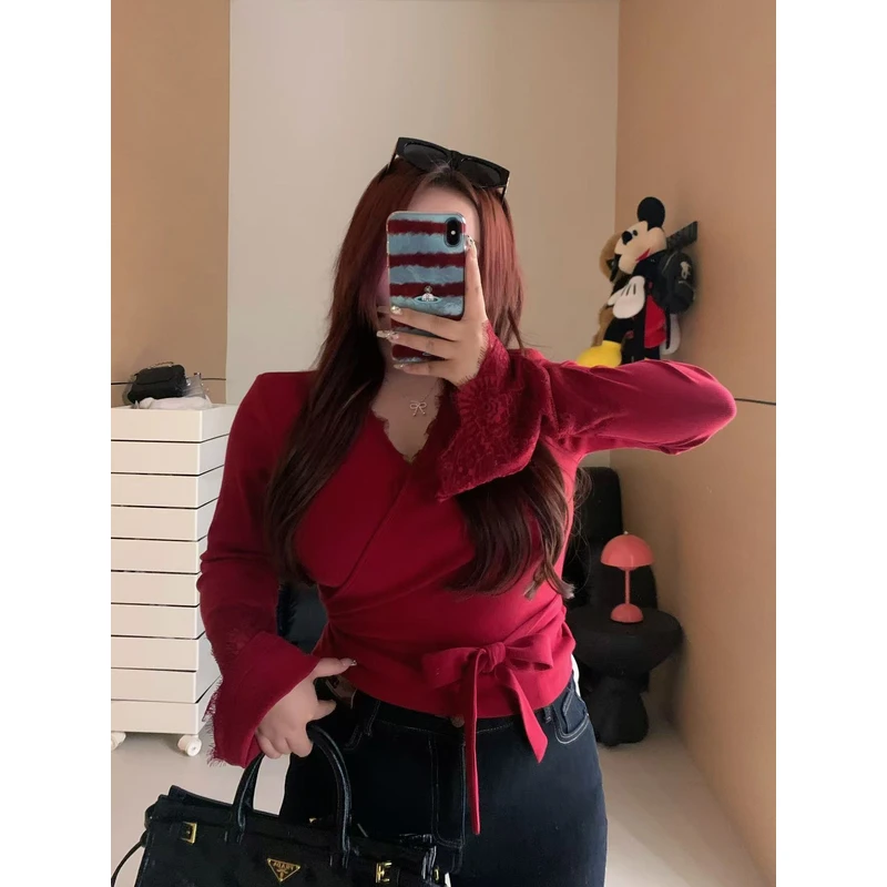 慧芝huizhi 无法拒绝 定制款 拼接蕾丝绑腰设计v领气质打底上衣