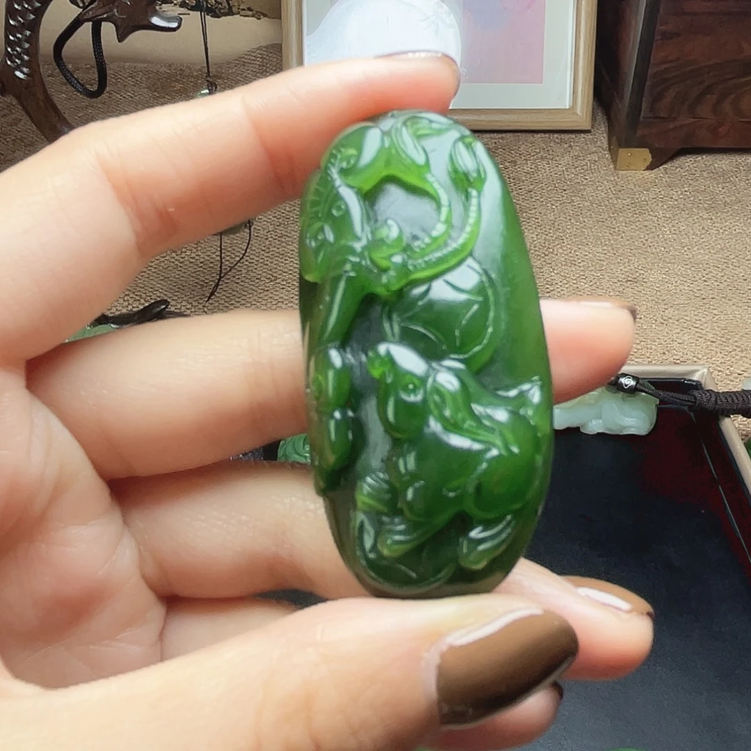 和田玉未镶嵌挂件