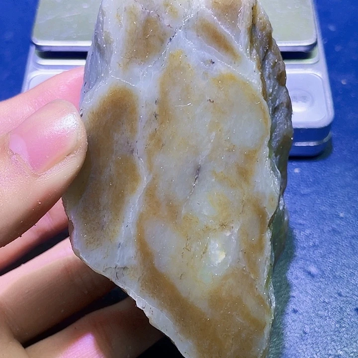 和田玉（糖玉）未镶嵌珠宝半成品