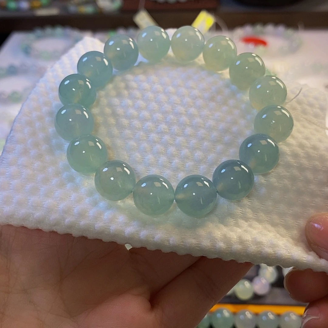 定制翡翠未镶嵌翡翠.