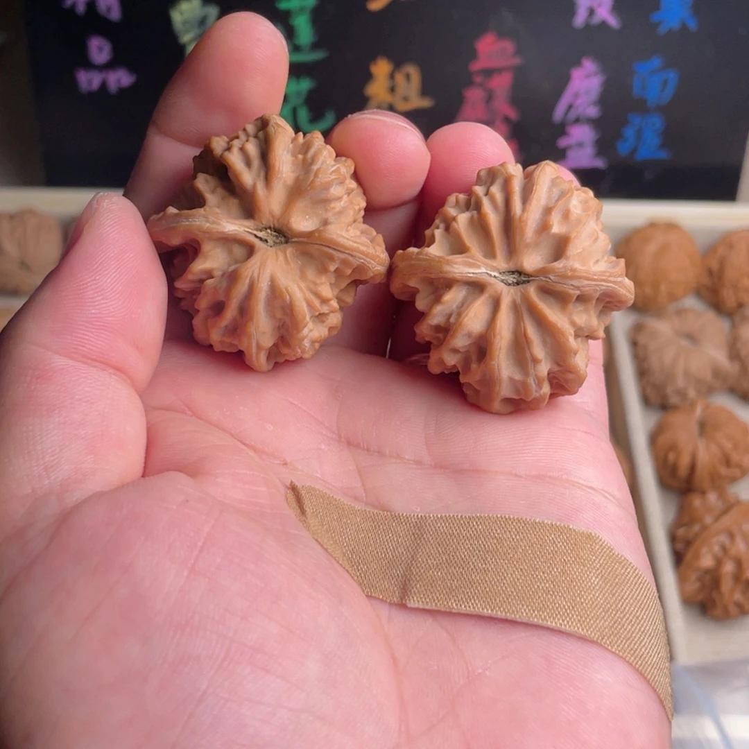 人***味把件文玩核桃曹大龙40