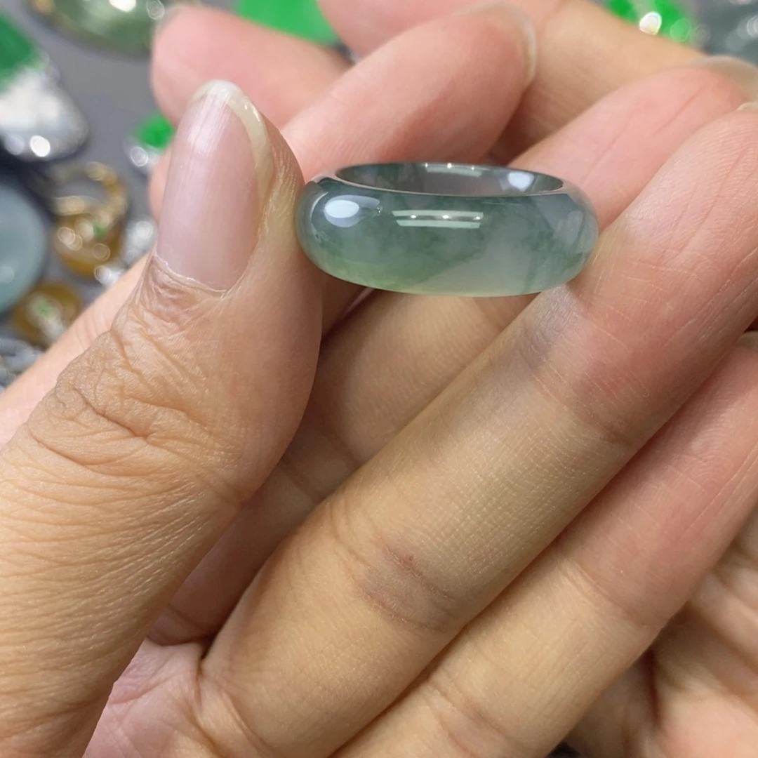 翡翠未镶嵌戒圈缅甸