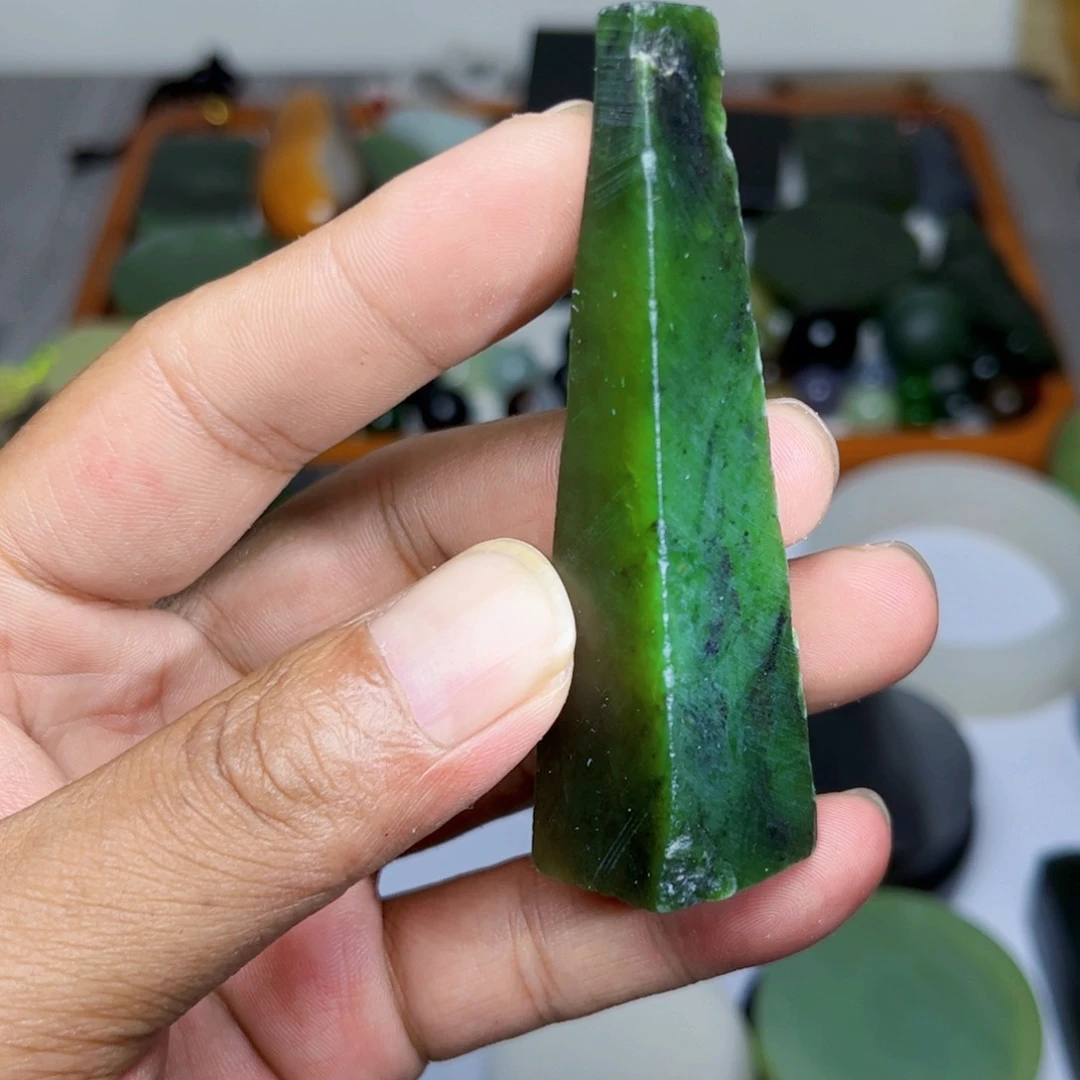 未镶嵌和田玉珠宝半成品