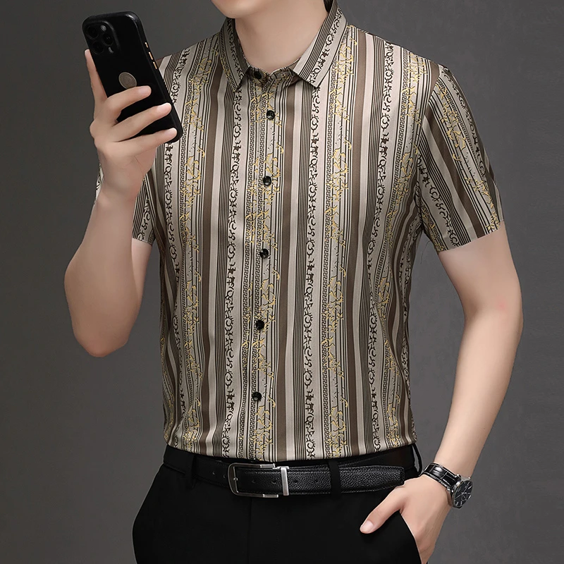 2025年夏季新款短袖POLO领休闲时尚衬衫男士薄款宽松条纹商务上衣