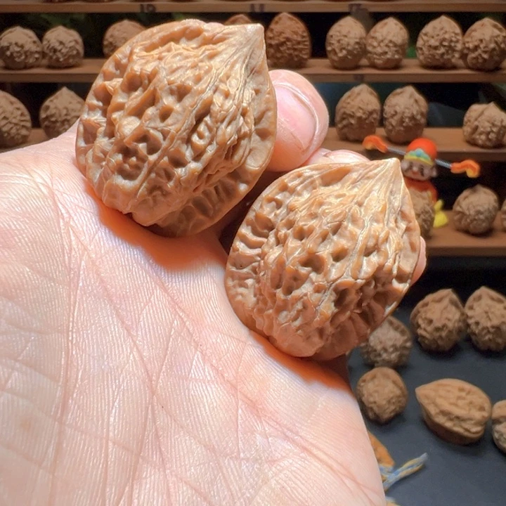 吊坠文玩核桃小蛮腰