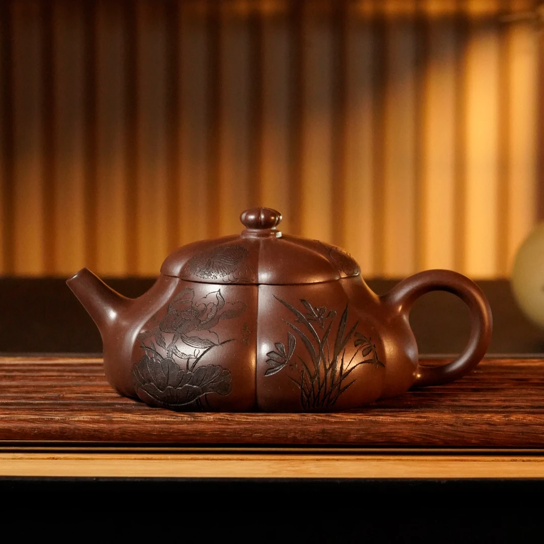 LLK-015  李立科  宜兴手工紫砂   海棠静乐