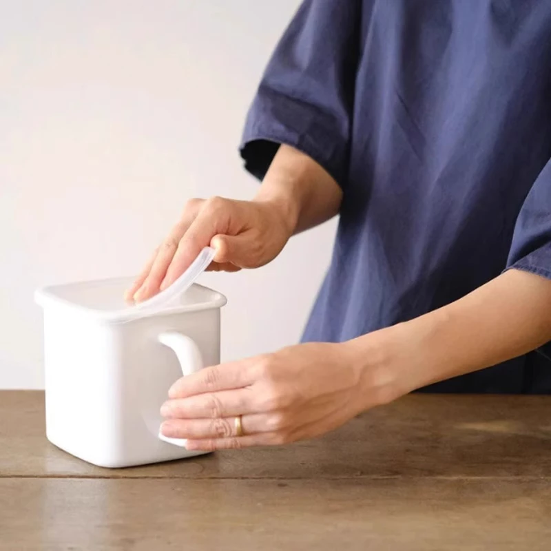 日本原装进口白色搪瓷储物盒方形保鲜盒密封盒厨房储物罐