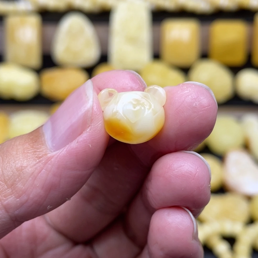 琥珀未镶嵌裸石琥珀蜜蜡