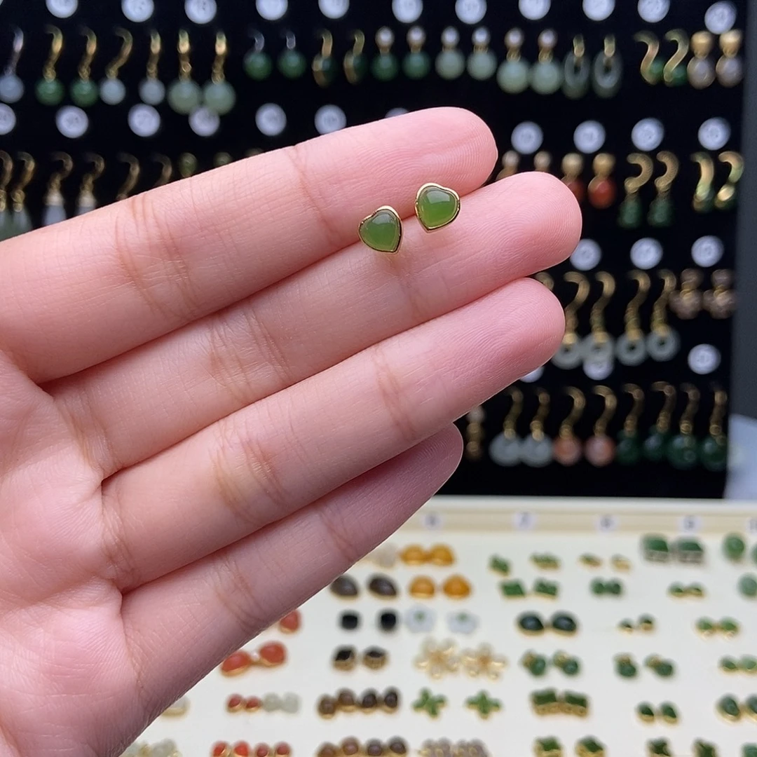 和田玉银S925镶嵌耳饰
