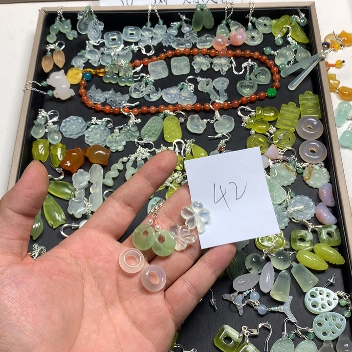 用***2蛇纹石玉合金耳钉