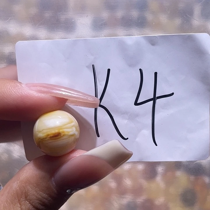 琥珀未镶嵌裸石13.5福利