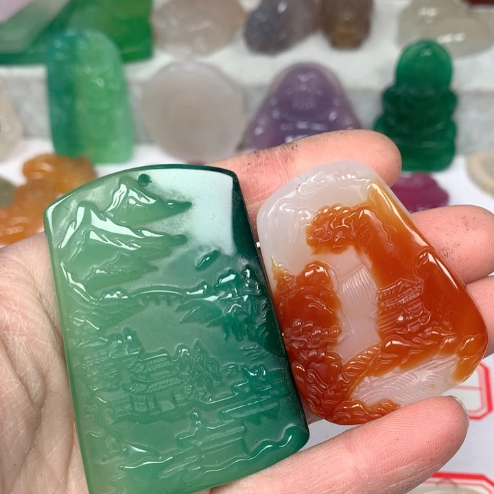 玛瑙/玉髓颈饰未镶嵌苏****聊