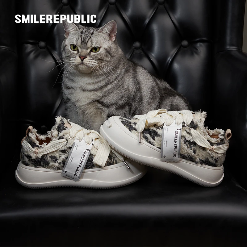 SMILEREPUBLIC原创起司猫黑白拼色人字粗纹开口笑高级感花呢板鞋